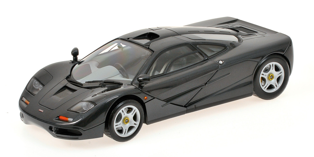 1/18 Minichamps McLaren F1 Road Car (Black) Diecast Car Model Limited