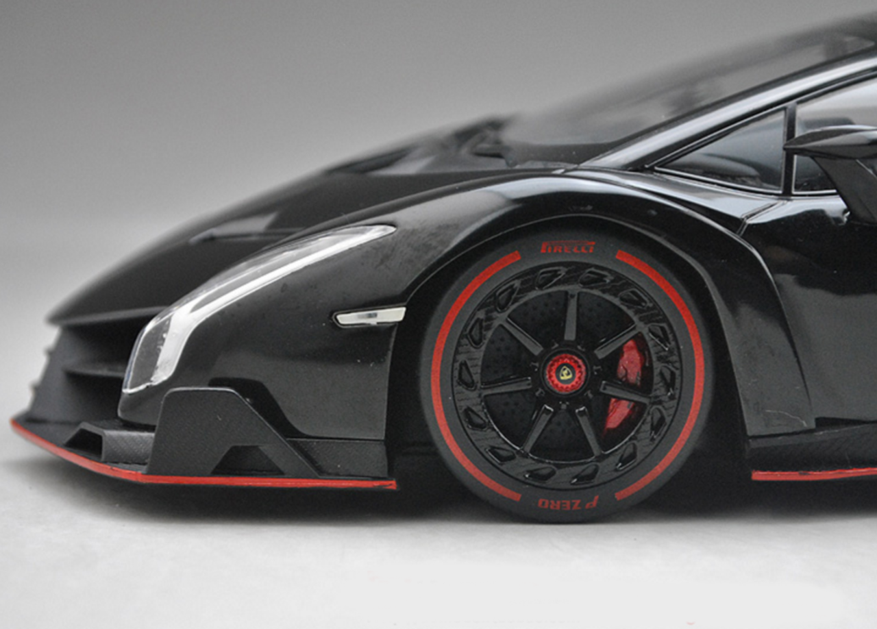 KYOSHO 1/43 Lamborghini Veneno Black/Red Line Black