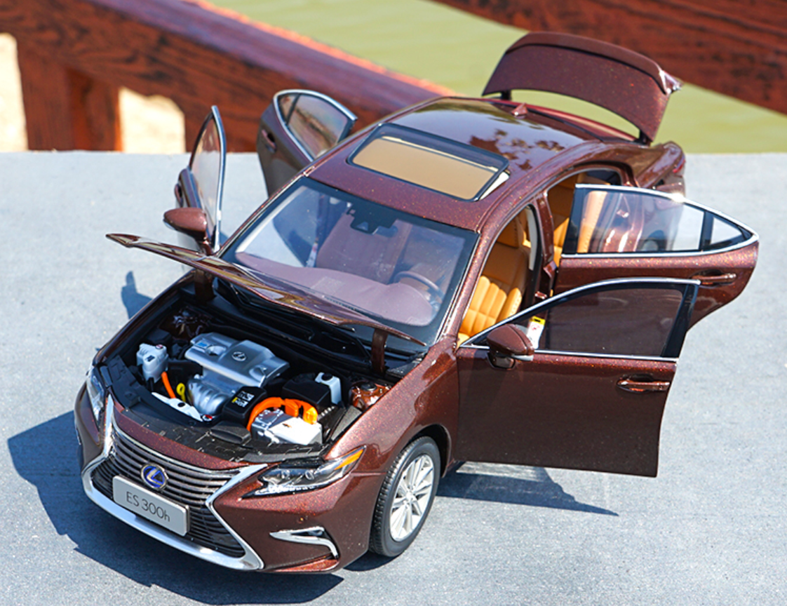 1/18 Dealer Edition Lexus ES 300H (Wine Red) Diecast Car