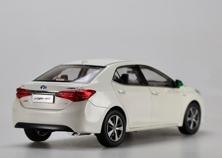 1/18 Dealer Edition Toyota Corolla / Levin (White) Diecast Car