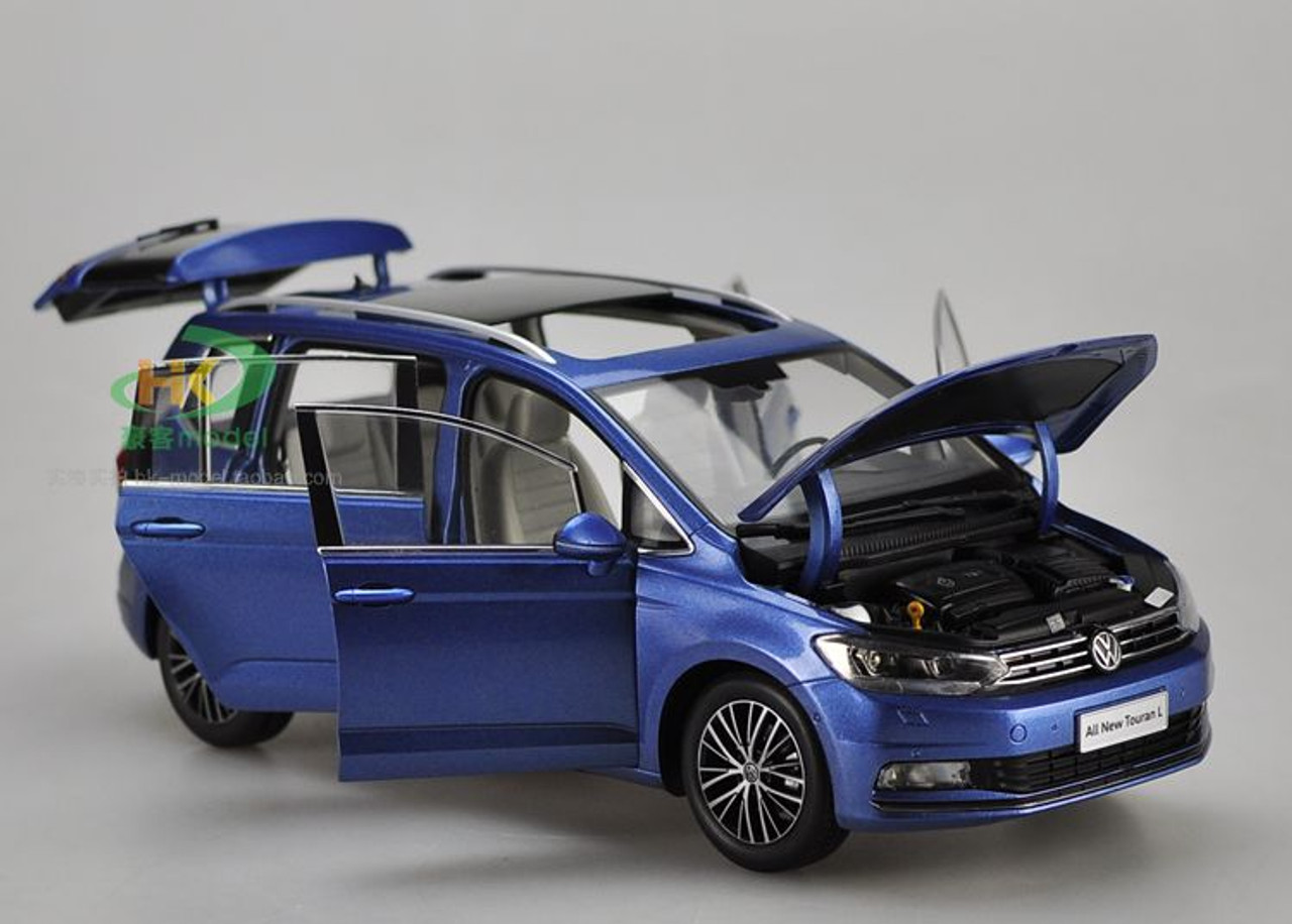 1/18 Dealer Edition 2016 Volkswagen VW Touran (Blue)