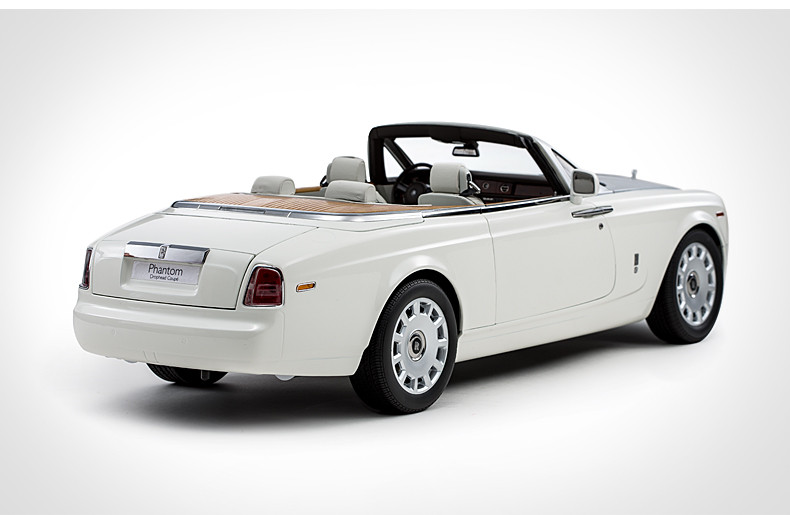 ミニカー Rolls-Royce Phantom Drophead Coupe 1/12 Kyosho Rolls-Royce Phantom Drophead Coupe (White) w/ Lights