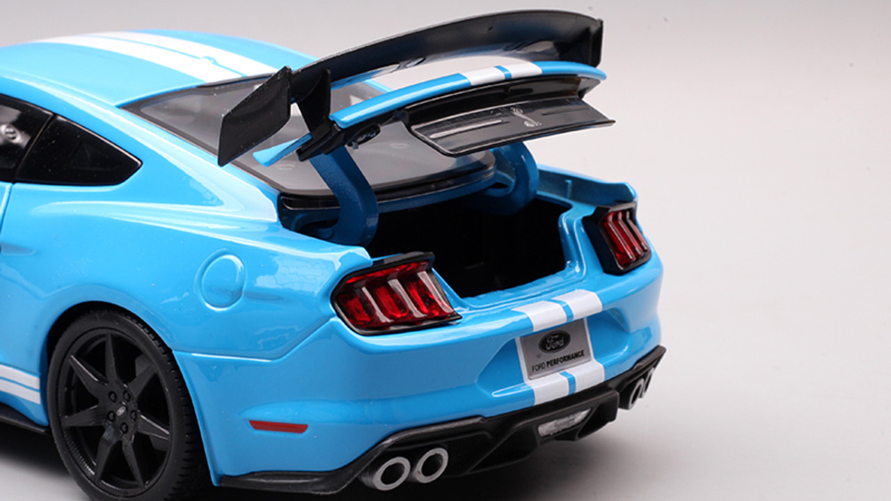 1/18 2020 Ford Mustang Shelby GT500 (Sky Blue) Diecast Car Model