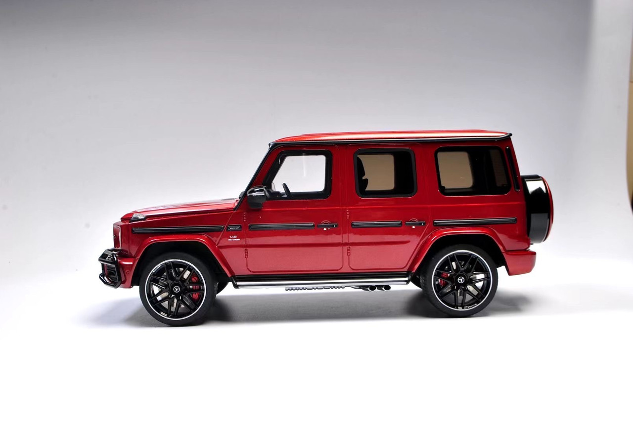 1/18 GT Spirit Mercedes-Benz Mercedes G-Class G63 AMG (Red) Resin Car Model