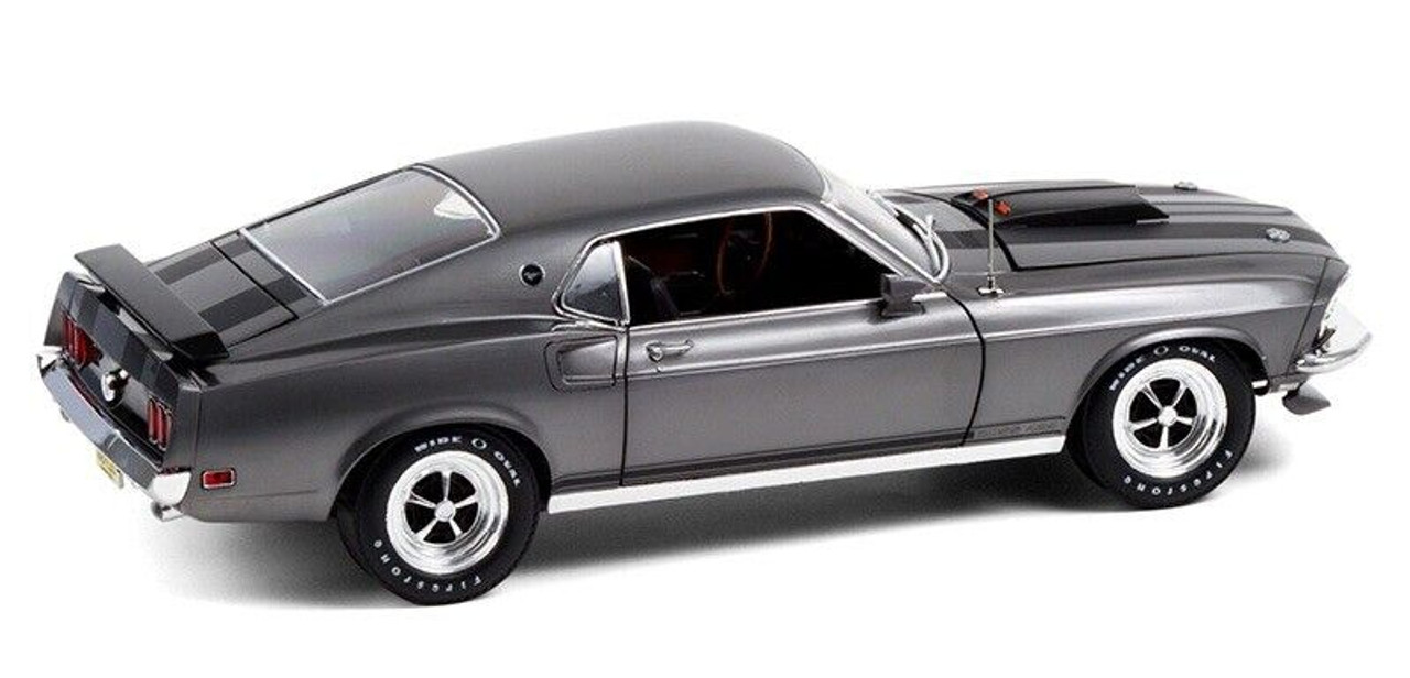 1/18 John Wick (2014) 1969 Ford Mustang Boss 429 Chrome Edition Diecast Car  Model