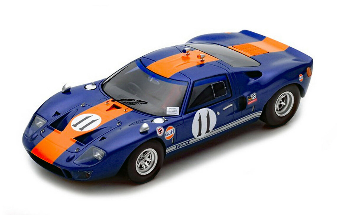 1/18 Ford GT 40 No.11 Daytona 24 H 1967 J. Ickx - D. Thompson model car by Spark