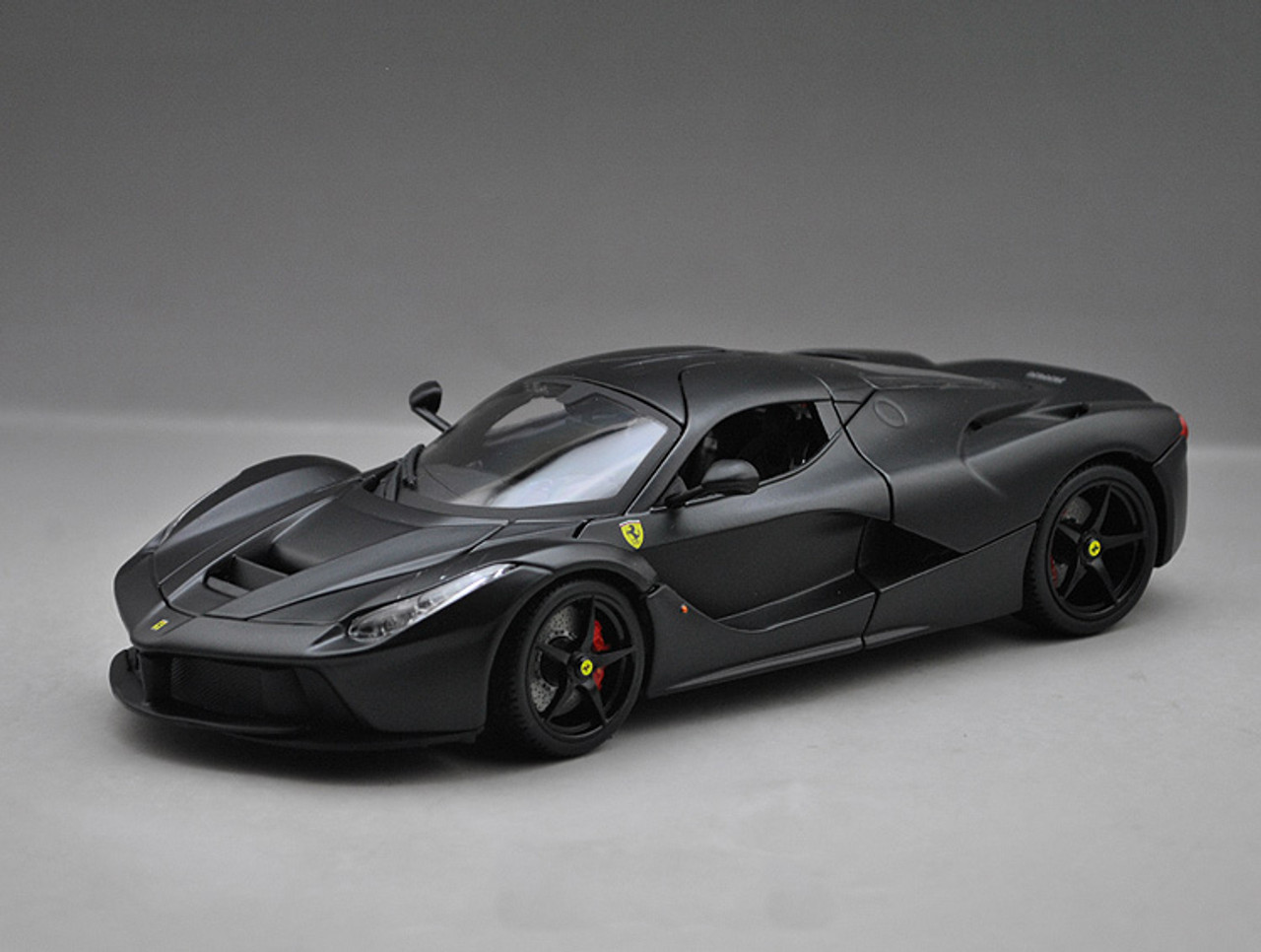 1/18 BBurago Signature Series Ferrari LaFerrari (Matte Black) Diecast Car  Model