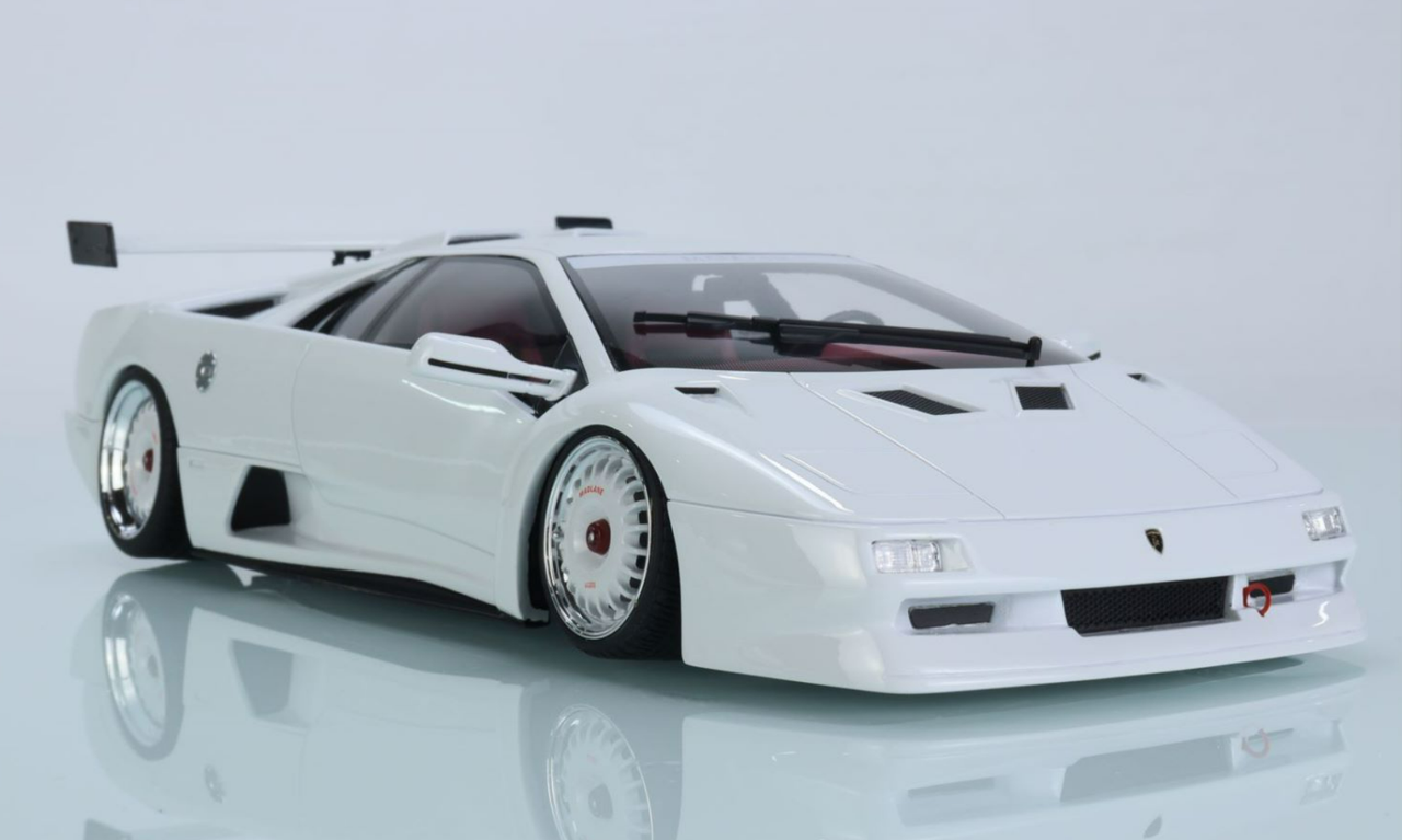 1/18 GT Spirit Lamborghini Diablo K.O. Tuned Version (White) Resin Car Model