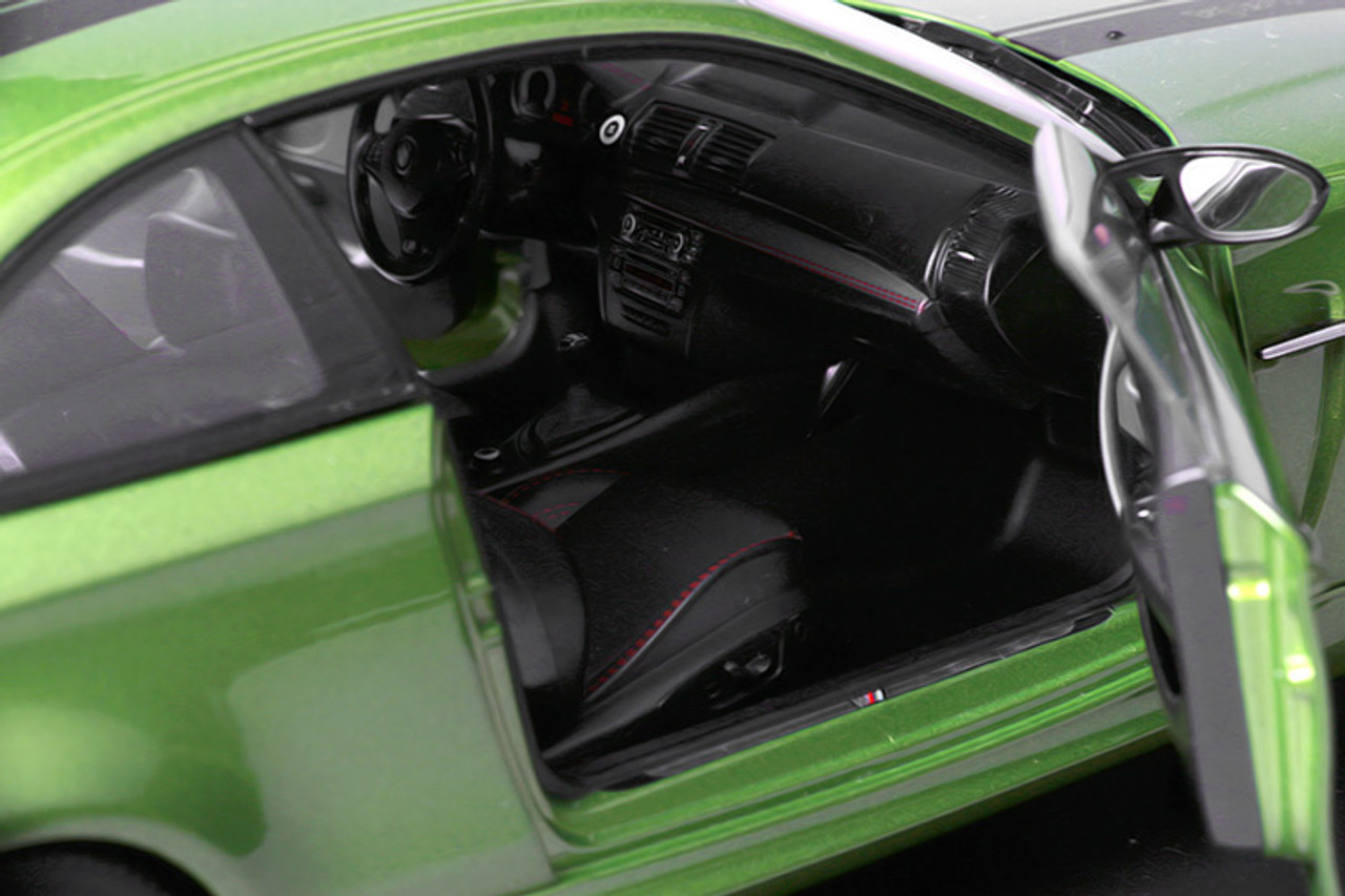 1280px x 853px - 1/18 Minichamps BMW 1M Coupe (Green) - LIVECARMODEL.com