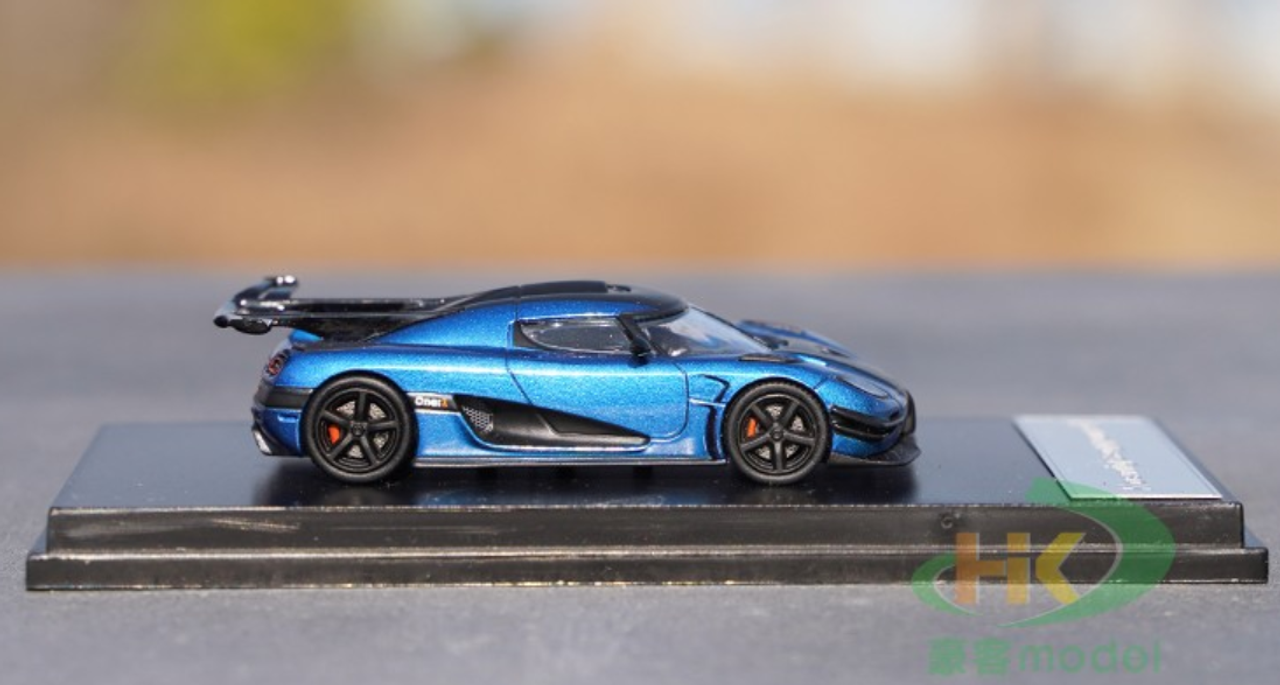 1/64 Koenigsegg ONE:1 (Blue) Diecast Car Model