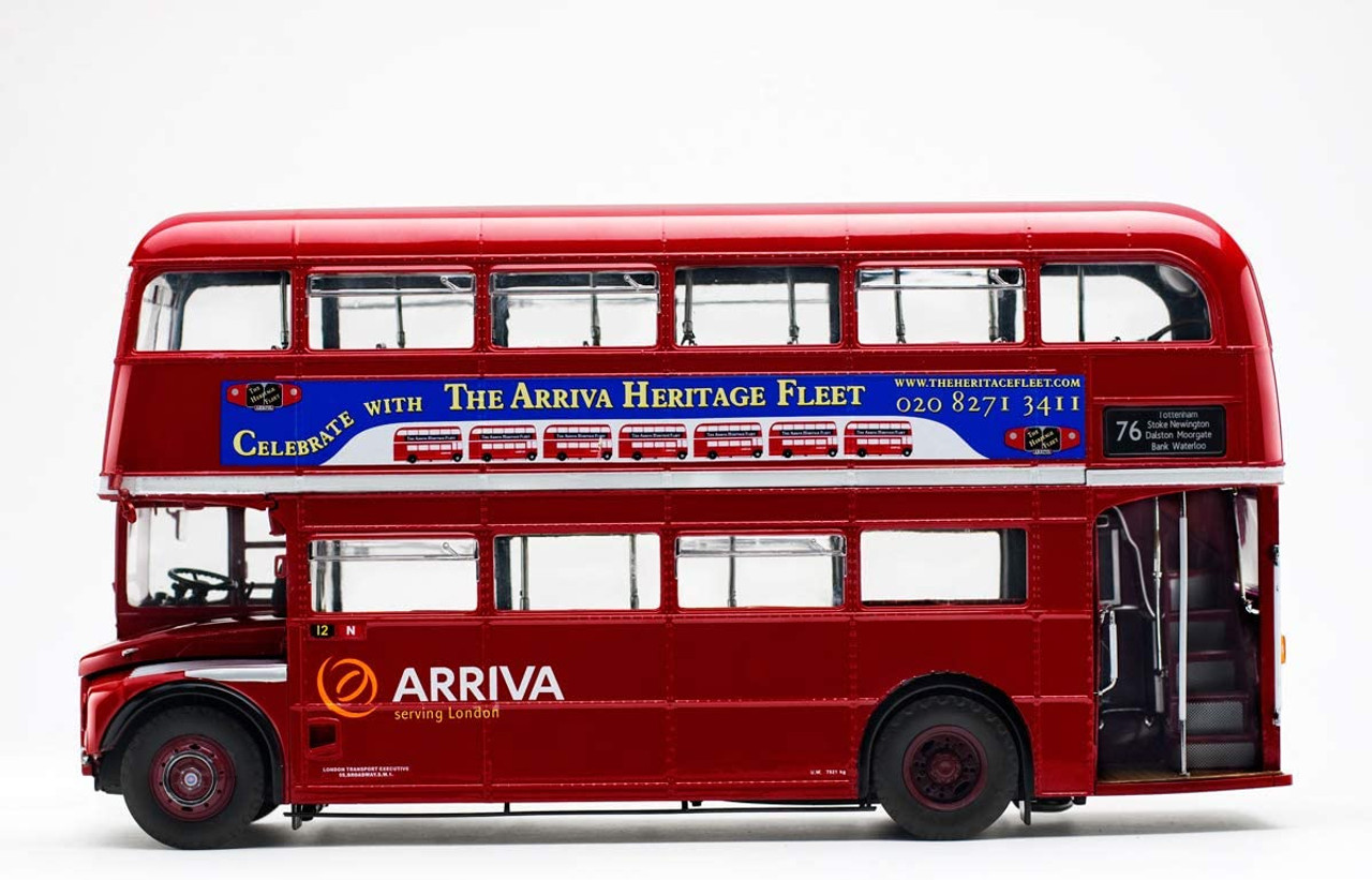 1/24 Routemaster - RM 2217 - CUV217C - Red Diecast Car Model