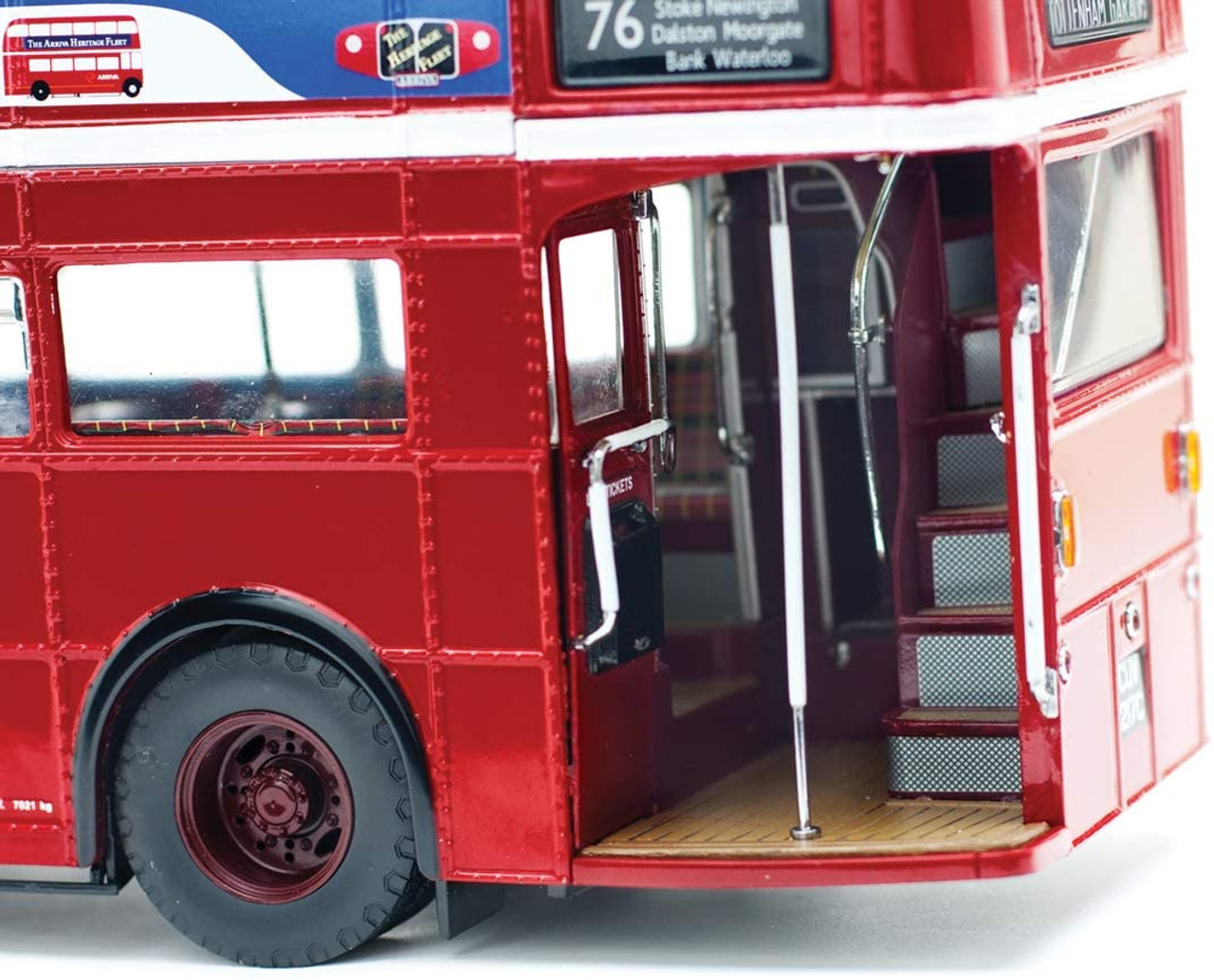 1/24 Routemaster - RM 2217 - CUV217C - Red Diecast Car Model