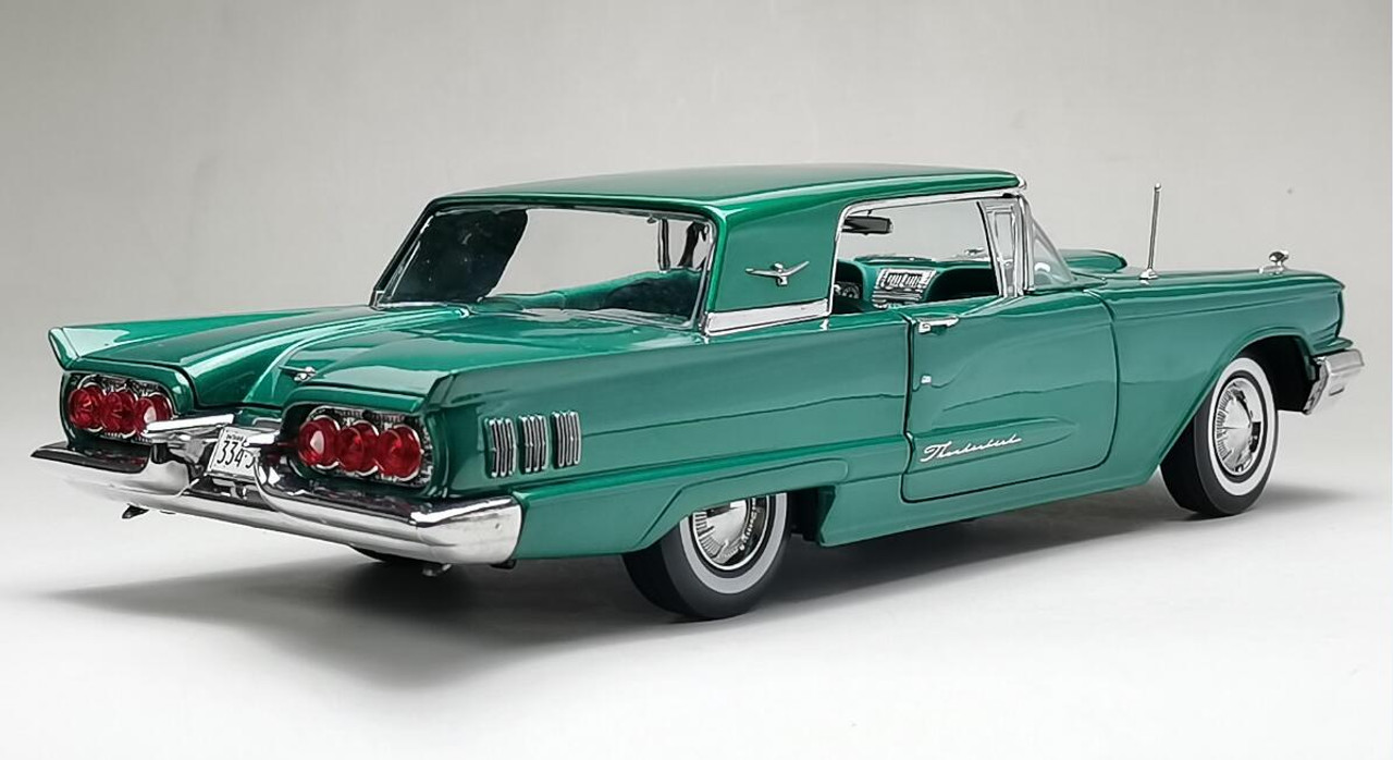 1/18 Sunstar 1960 Ford Thunderbird Hard Top (Briarcliffe Green 