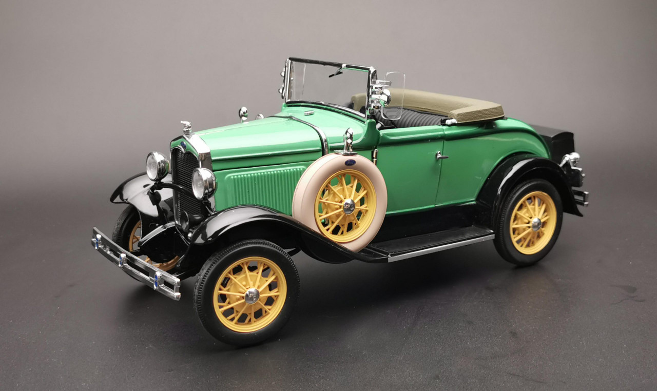 1/18 1931 Ford Model A Roadster - Reseda Green Diecast Car Model