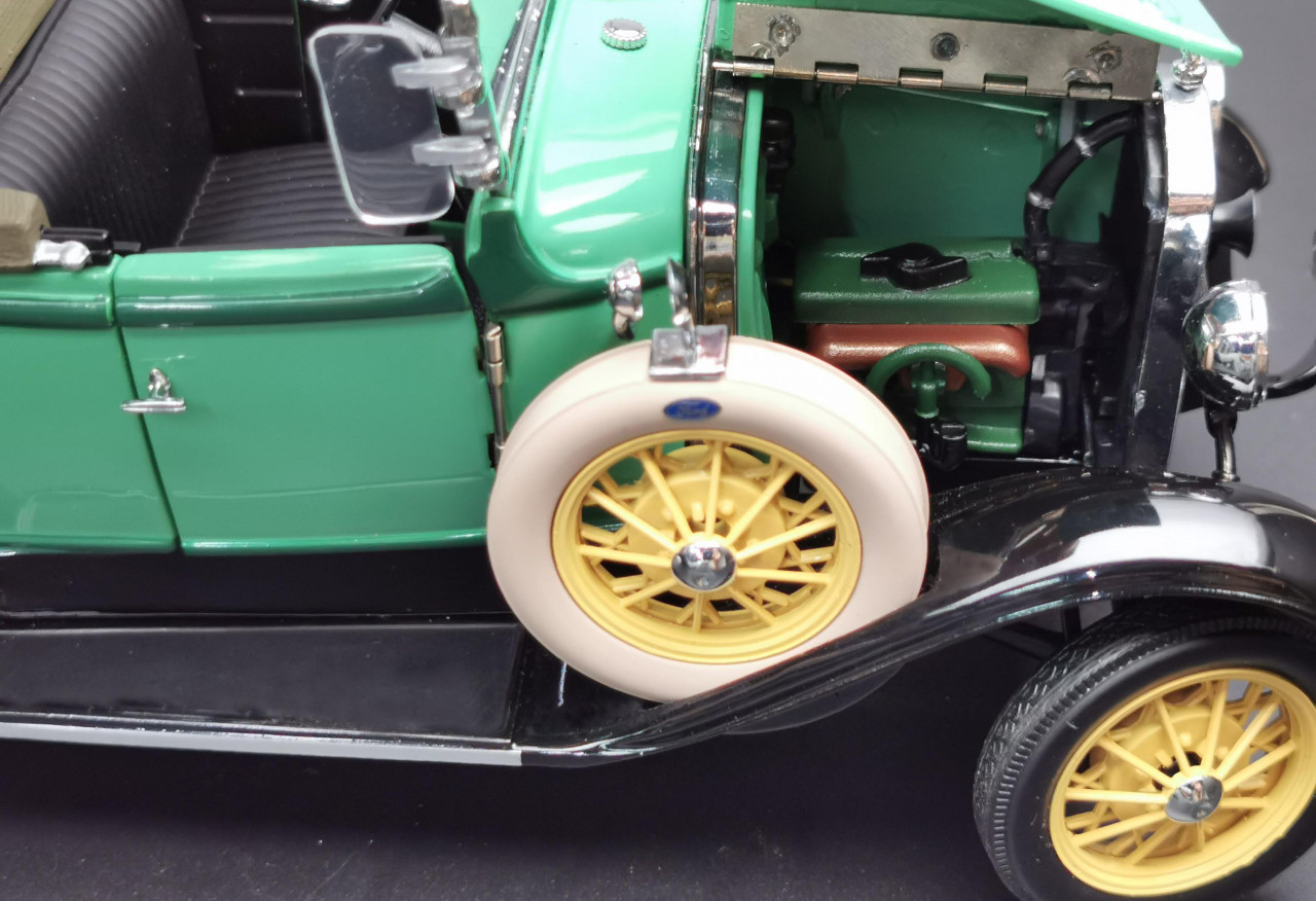 1/18 1931 Ford Model A Roadster - Reseda Green Diecast Car Model