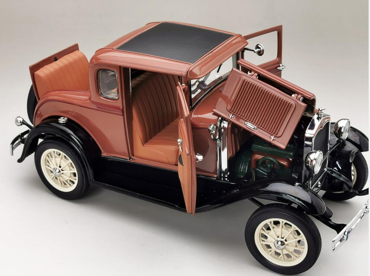1/18 1931 Ford Model A Coupe - Brown Diecast Car Model