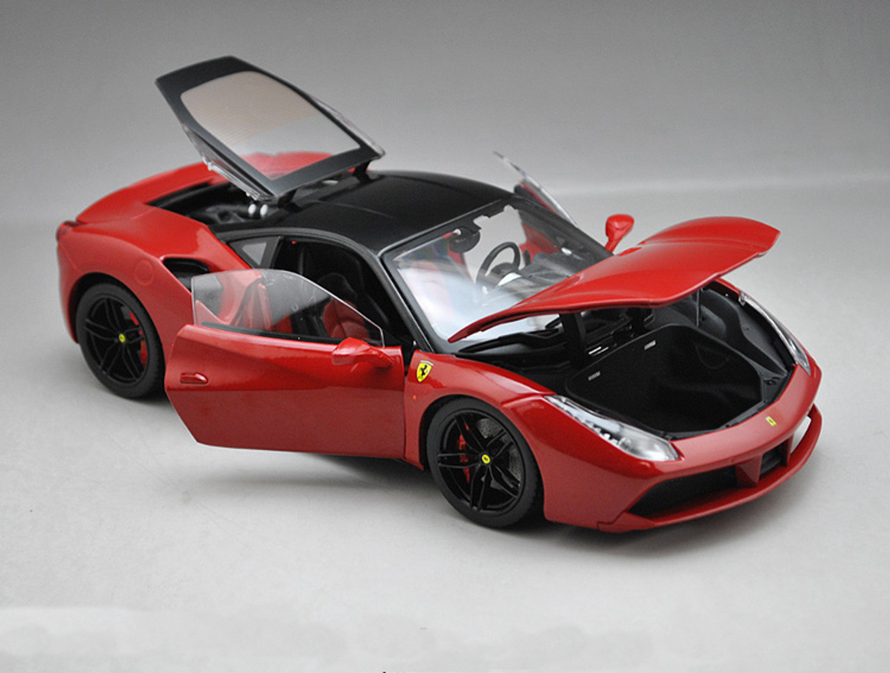 1/18 BBurago Signature Ferrari 488 GTB 488GTB (Red) Diecast Car 