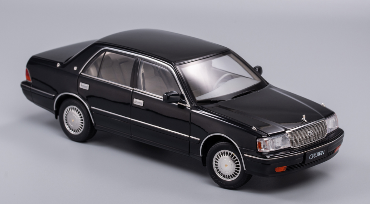 1/18 Toyota Crown 10th Generation JZS155 (S150; 1995–2001) (Black) Diecast Car Model