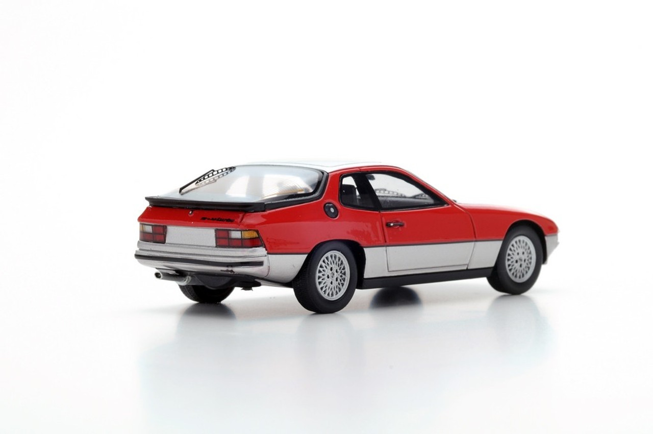 Voiture Miniature de Collection - SPARK 1/43 - PORSCHE 924 Carrera