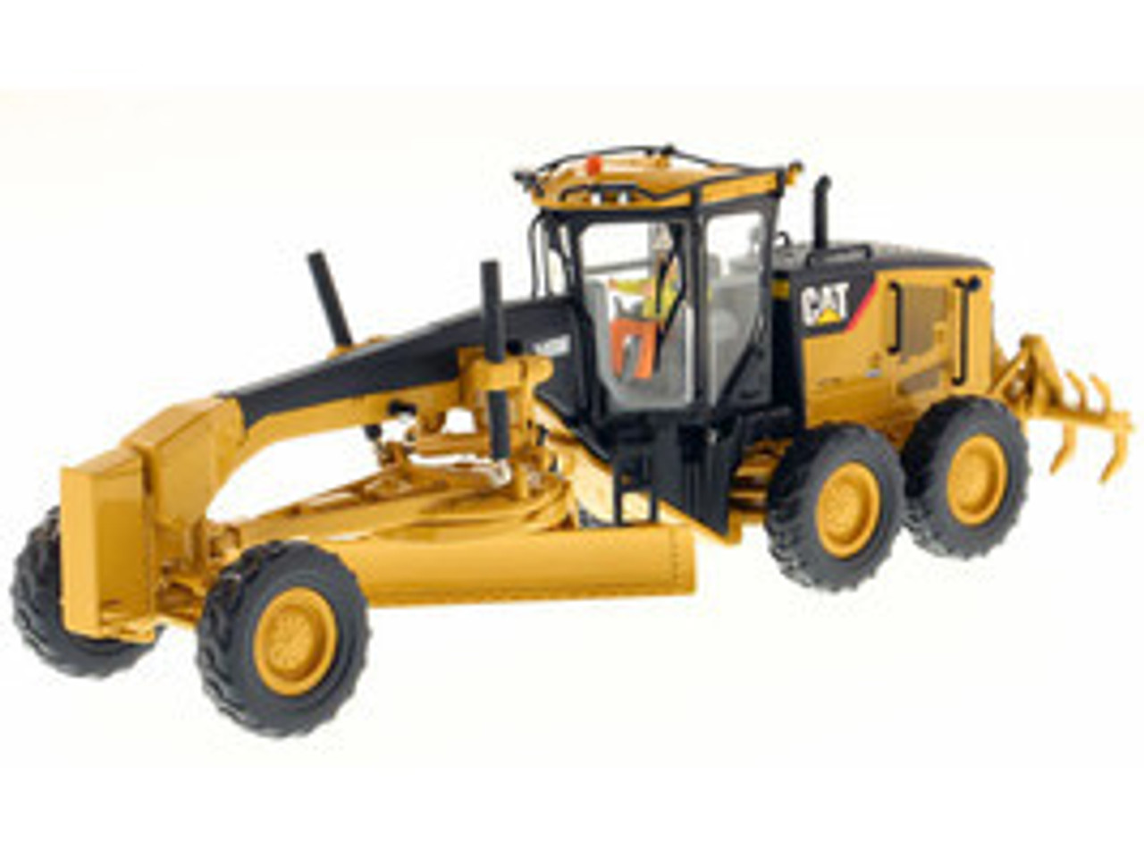CAT Caterpillar 140M Motor Grader with Operator "High Line Series" 1/50 Diecast Model by Diecast Masters