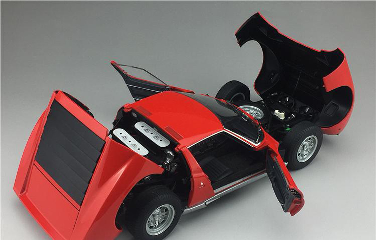 1/18 AUTOart Lamborghini Miura SV (Red with Silver Rims) Car