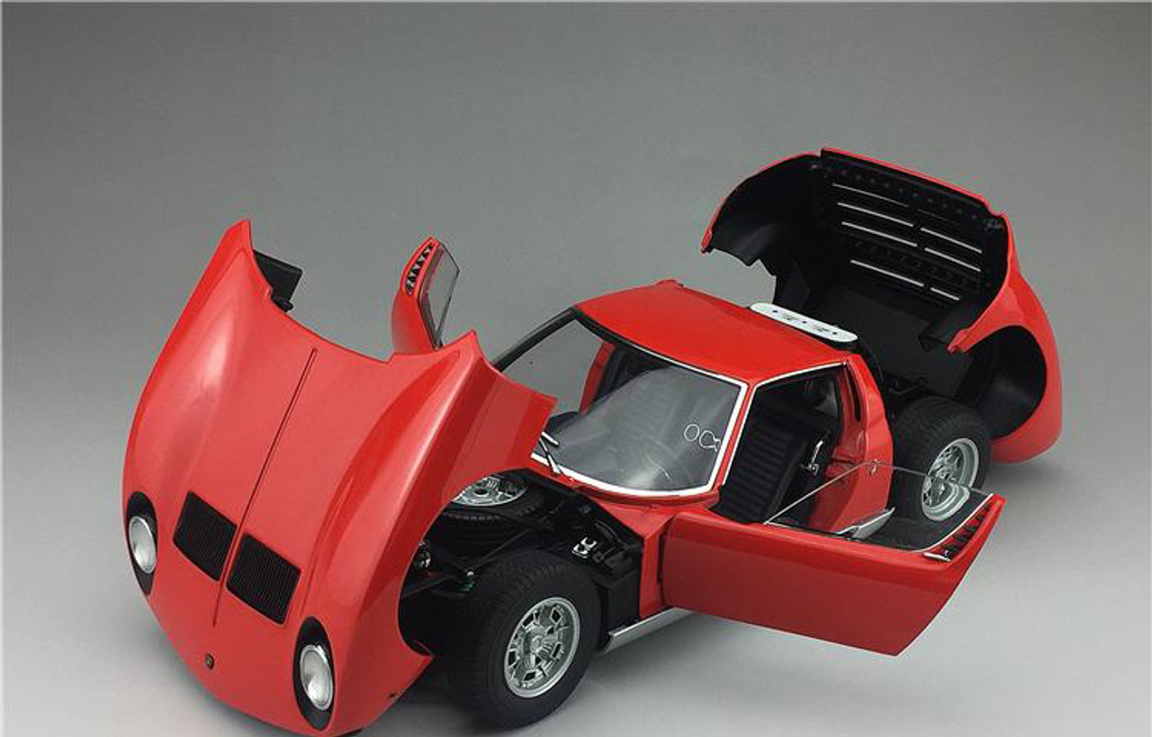 オートアート Lamborghini Miura SV 1/18 1/18 AUTOart Lamborghini Miura SV (Red with Silver Rims) Car
