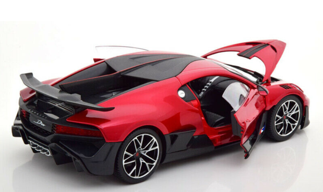 1/18 BBurago Bugatti Divo (Red) Diecast Car Model