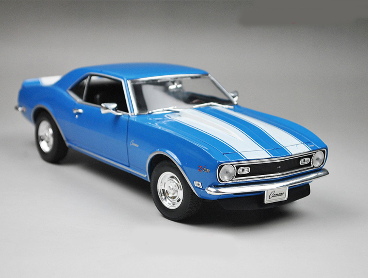 1/18 Welly 1968 1969 Chevrolet Chevy Camaro Z28 (Blue) Diecast Car Model