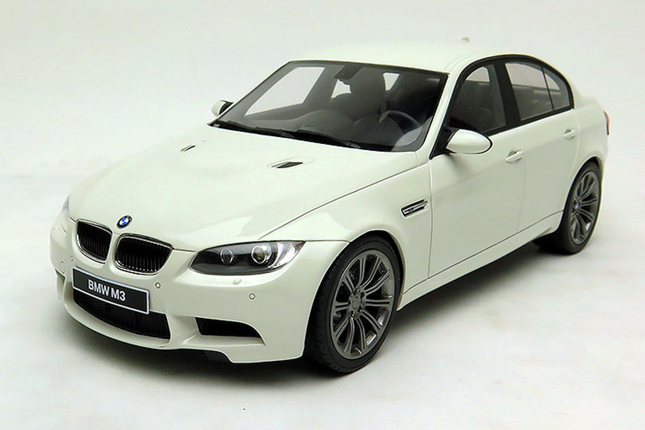 1/18 GT Spirit GTSpirit BMW E90 M3 (White) Resin Car Model