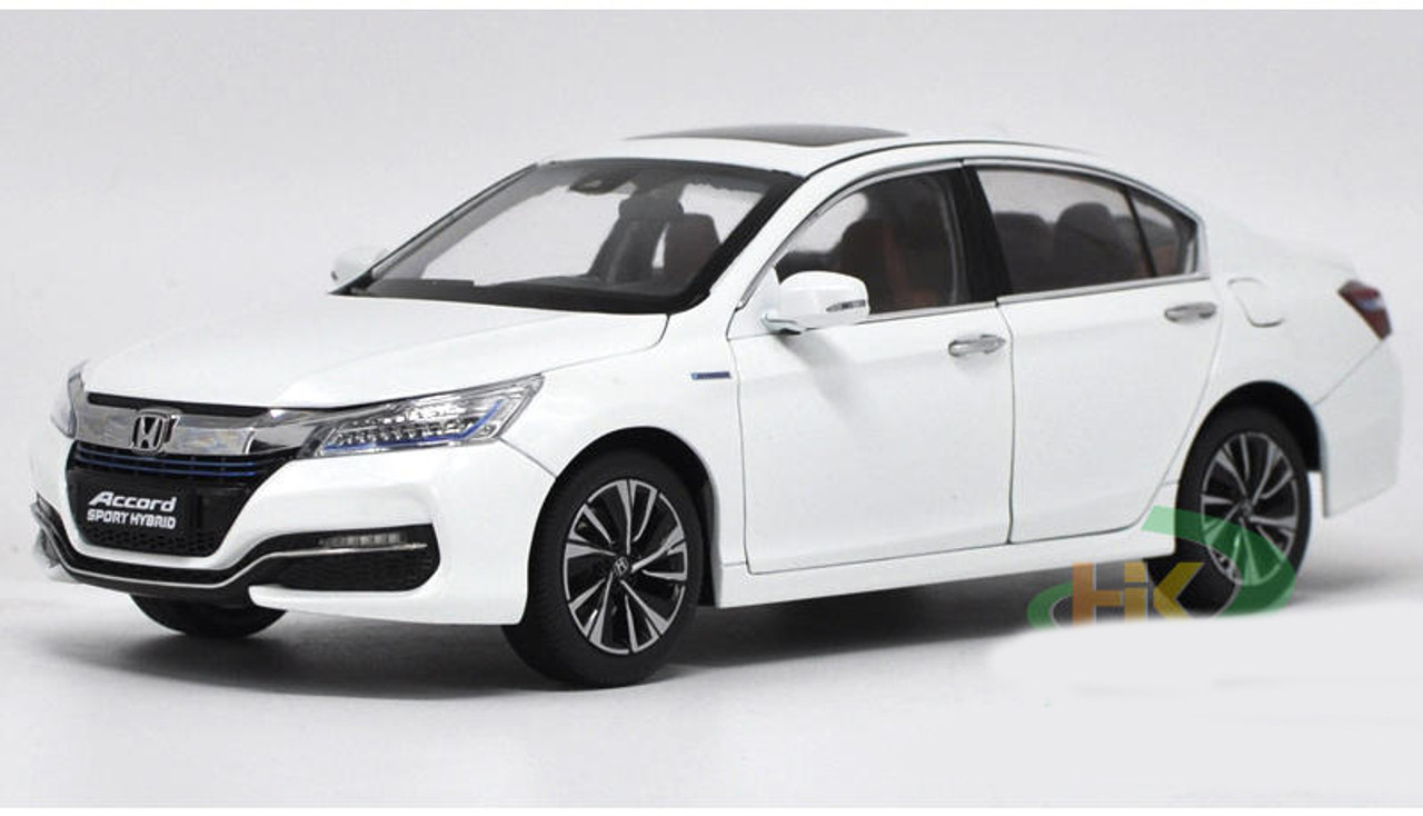 Honda Accord 1/18 ミニカー ホワイト 1/18 Scale Honda Accord 2022 10th Generation White Diecast