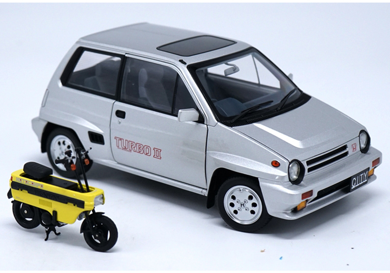 1/18 Autoart Honda City Turbo II (Silver) with Motorcompo Diecast