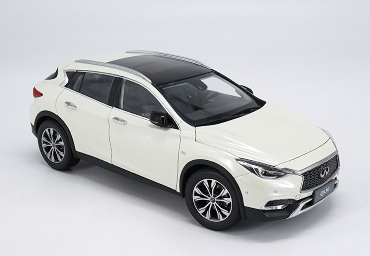 1/18 Dealer Edition Infiniti QX30 (White) Diecast Car Model (no box)