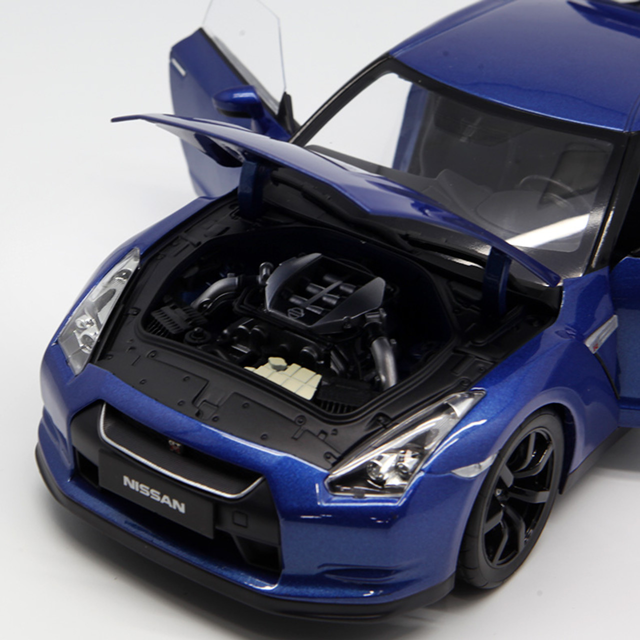 1/18 Norev Nissan GTR GT-R (Blue) Diecast Car Model - LIVECARMODEL.com