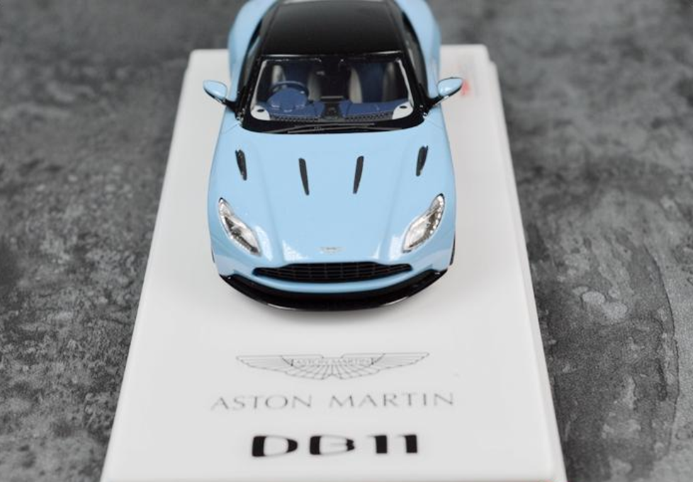 未開封 TSM 1/43 アストンマーティン DB11 1/43 アストンマーチン 赤