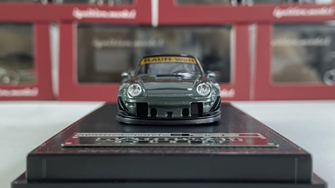 1/64 Ignition Model IG Porsche 911 993 RWB (Gun Metallic) Car Model