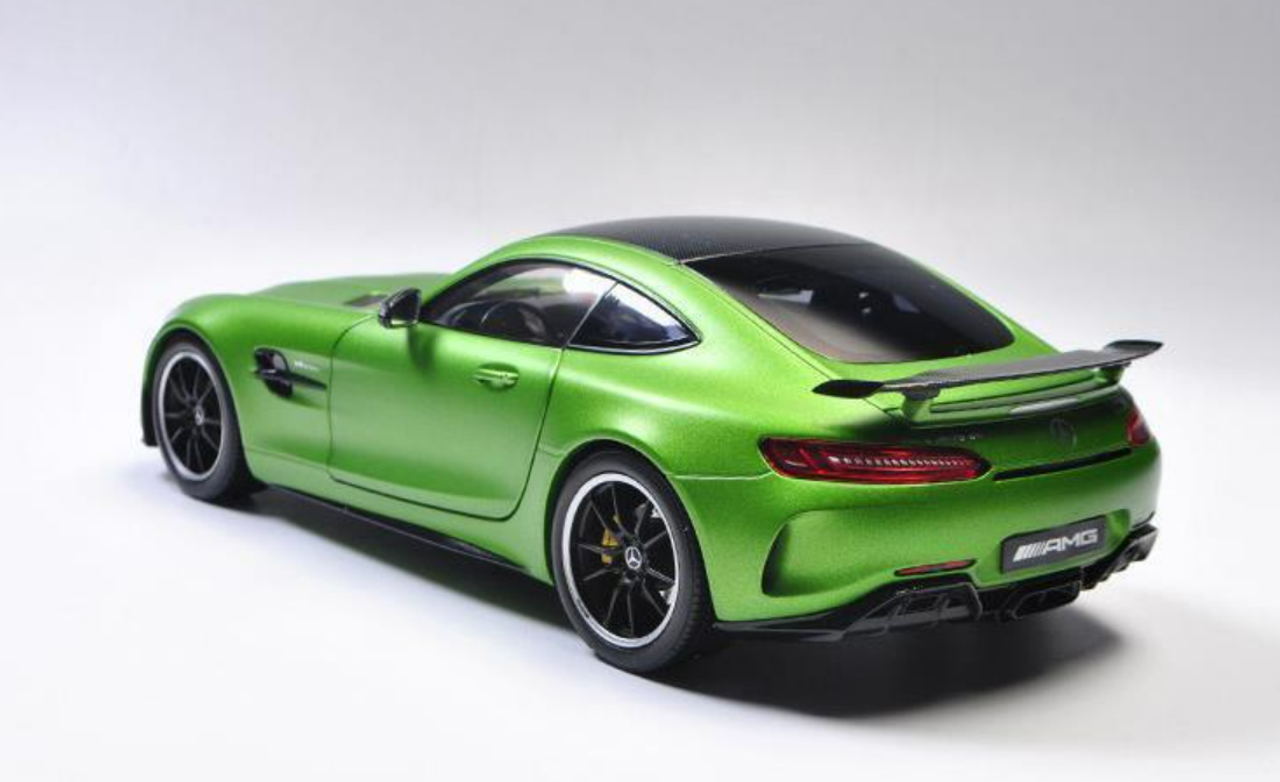 1/18 Dealer Edition Mercedes-Benz MB Mercedes AMG GTR (Green Hell Magno) Diecast Car Model