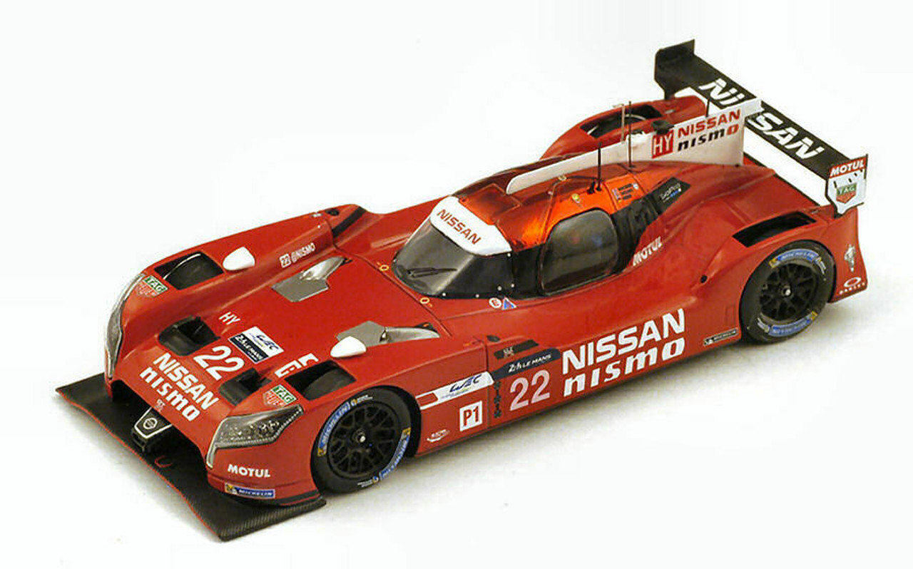 1/43 Nissan GT-R LM Nismo n.22 LMP1 Nissan Motorsports H. Tincknell - M. Krumm - A. Buncombe model car by Spark