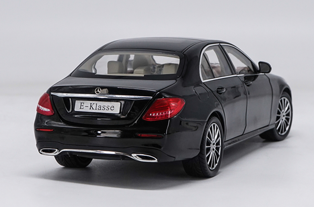 1 18 Dealer Edition 10 16 Mercedes Benz E Class E Klasse W212 Black Diecast Car Model Livecarmodel Com