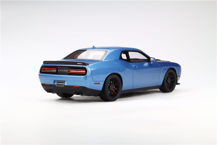 1/18 GTSpirit GT Spirit Dodge Challenger Hellcat (Blue) Resin Car