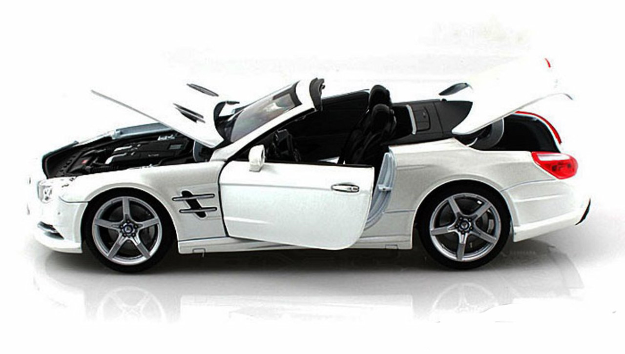 1/18 Mercedes-Benz Mercedes SL-Class SL-Klasse SL500 Convertible (White) Diecast Car Model