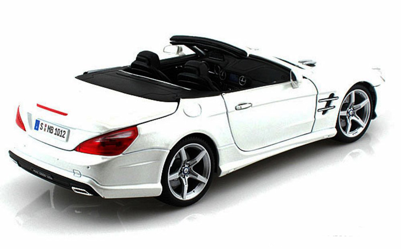 MOTORMAX SL500、Maisto BenzSL-class 1/18 Motormax 1/18 Silver Convertible Mercedes Benz SL500 Diecast