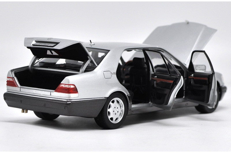 1/18 Dealer Edition 1990 Mercedes-Benz S600 V12 W140 Diecast Car