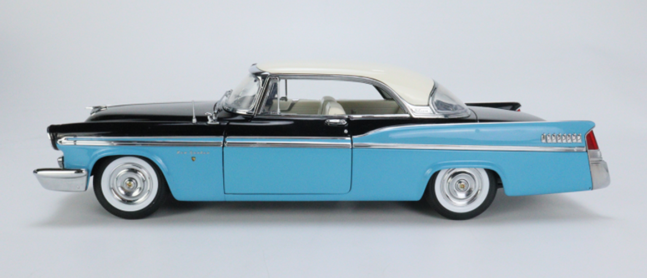 1/18 1956 Chrysler New Yorker St. Regis Diecast Car Model Limited 700 Pieces