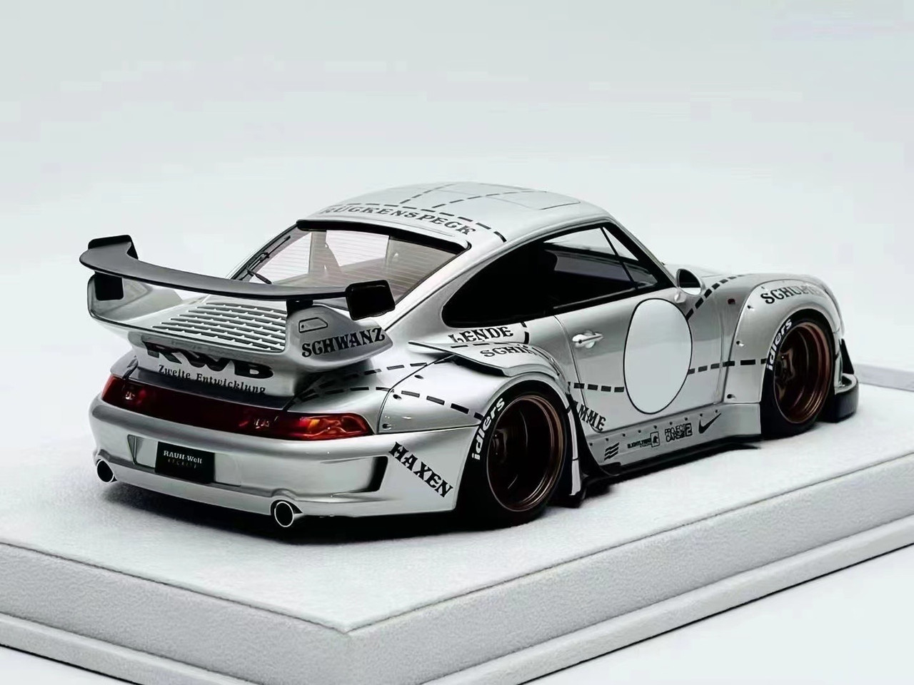 ファッション通販】-限•定999台 GT-Spirit 1/18 AUDI