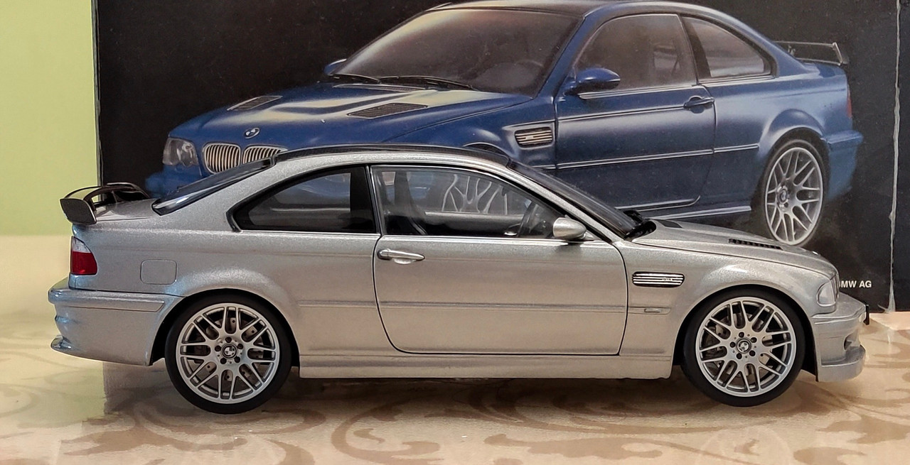 純正半額BMW ディーラー特注品　M3 coupe E46 京商 KYOSHO ミニカー　1/18スケール　シルバー クーペ レーシングカー