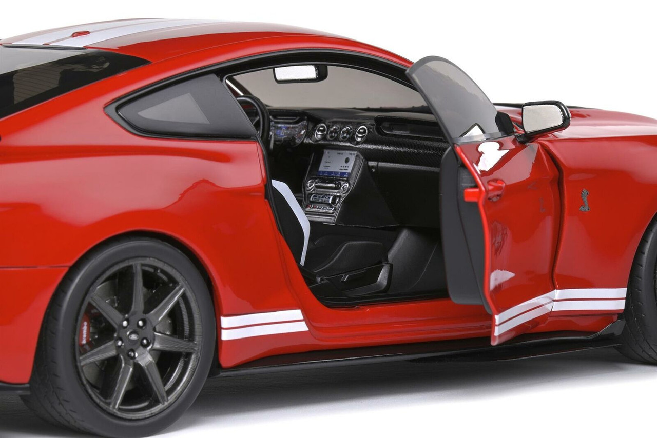 1/18 2020 Ford Shelby Mustang GT500 Fast Track (Red) Diecast Car