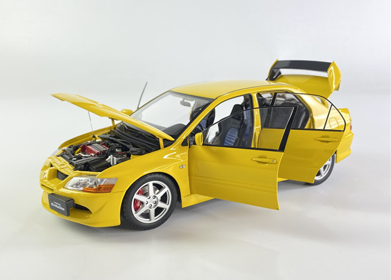 1/18 Super A Mitsubishi Lancer Evolution EVO 8 (Yellow) Diecast Car Model