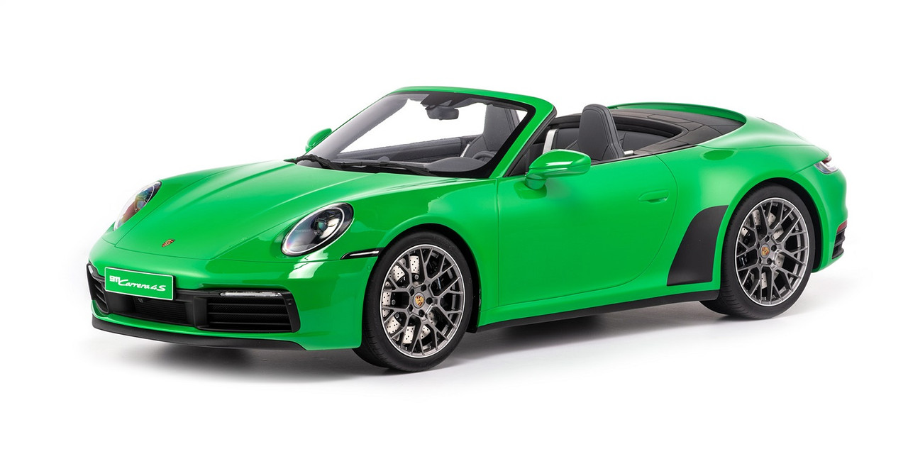 1/8 Minichamps 2020 Porsche 911 (992) Carrera 4S Cabriolet (Python Green) Resin Car Model Limited 99 Pieces