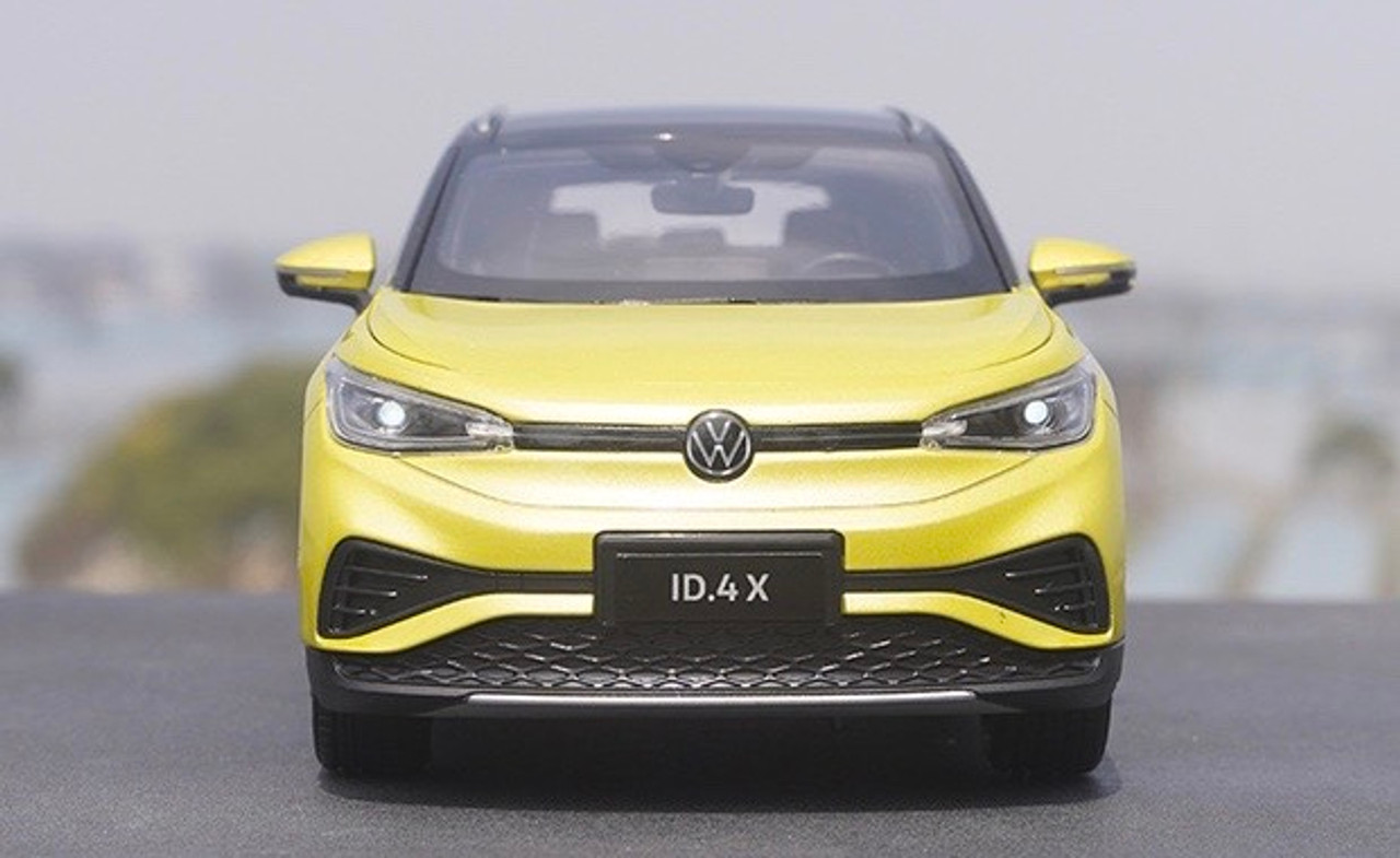 1/18 Dealer Edition Volkswagen VW ID4 ID.4 X (Yellow) Diecast Car Model