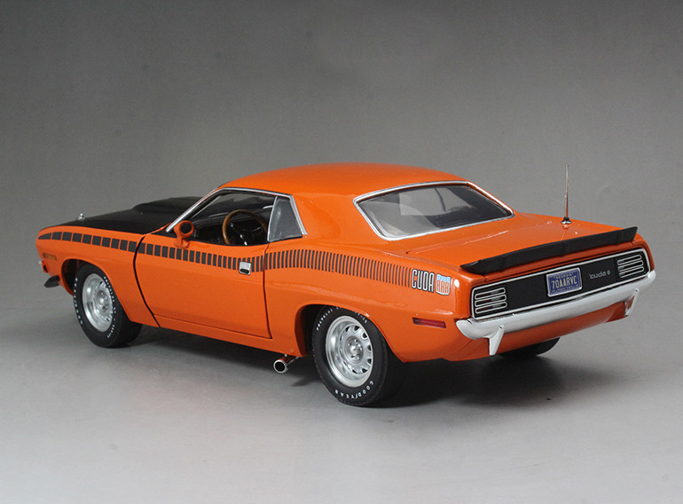 Modèle Réduit ACME Plymouth Barracuda 1970 échelle 1/18 - Bleu - Super Rare